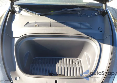 2022 Tesla Model Y Long Range Dual Motor All-Wheel Drive из США, поврежденный, VIN 7SAYGDEEXNA021425